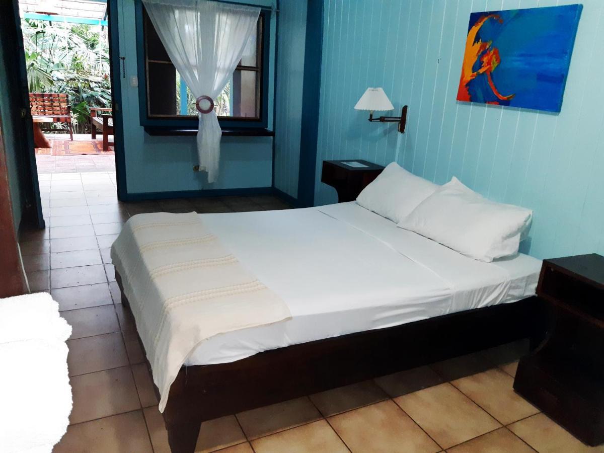 Lapalapa Beachfront Hotel Puerto Viejo de Talamanca Zewnętrze zdjęcie